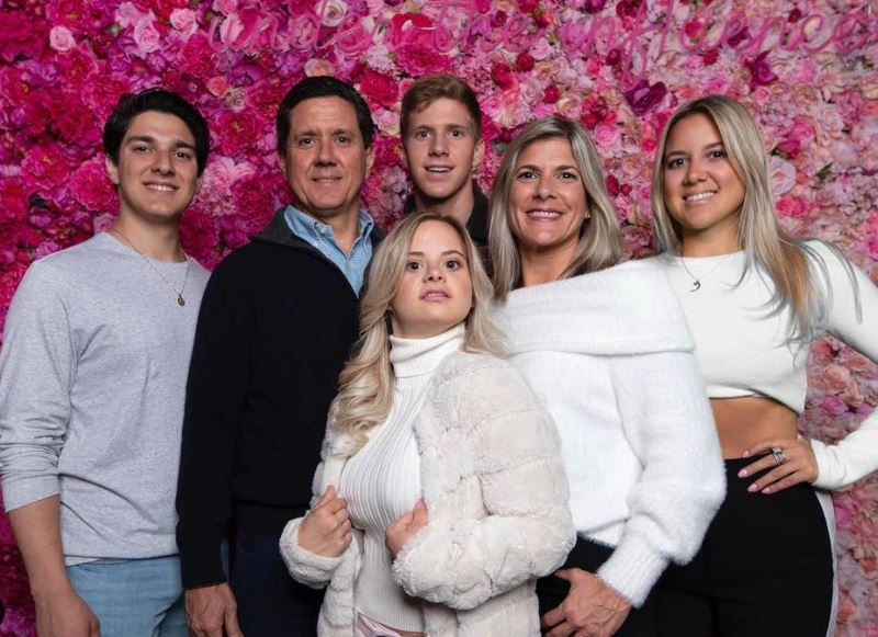 Victoria's Secret Model Sofia Jirau Family: Parents, Siblings