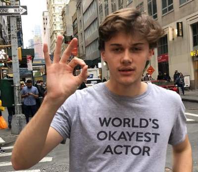 Meet Actor Christopher Briney! His Dating, Gay, Height, Age, Net Worth