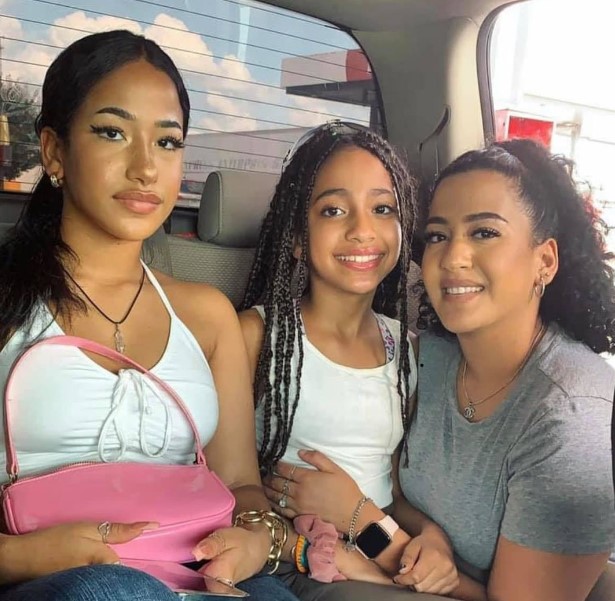 Who is Aya Tanjali’s sister?  Sophia Tanjali?  Her Age, Dating, Ethnicity